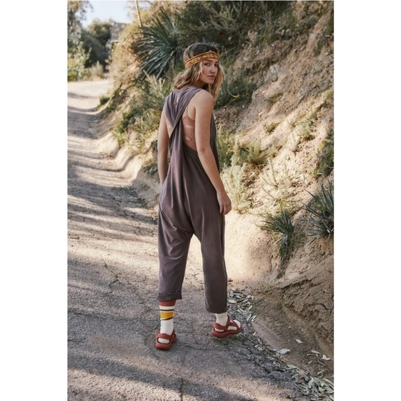 Free People Movement Hot Shot Twisted Onesie Jumpsuit Charcoal Brown - Picture 1 of 7